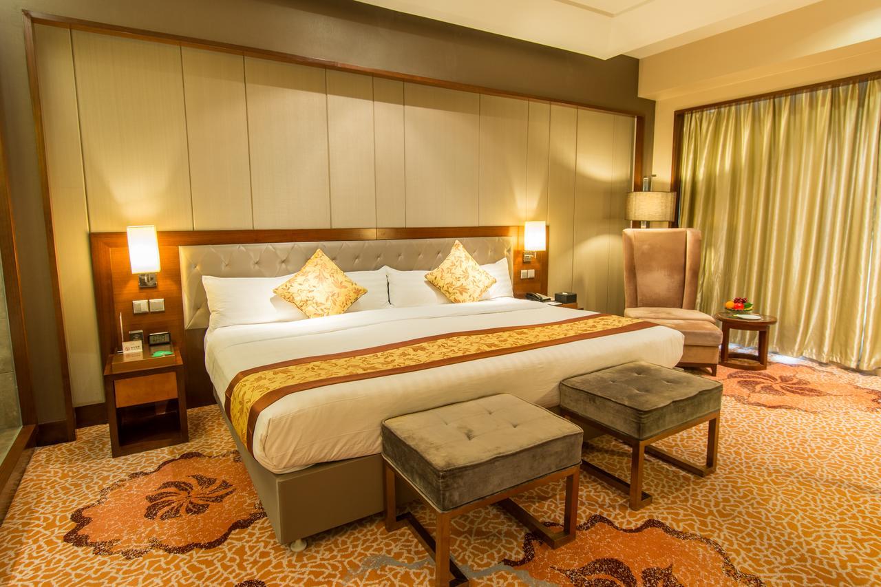 The Longemont Shenyang Otel Dış mekan fotoğraf