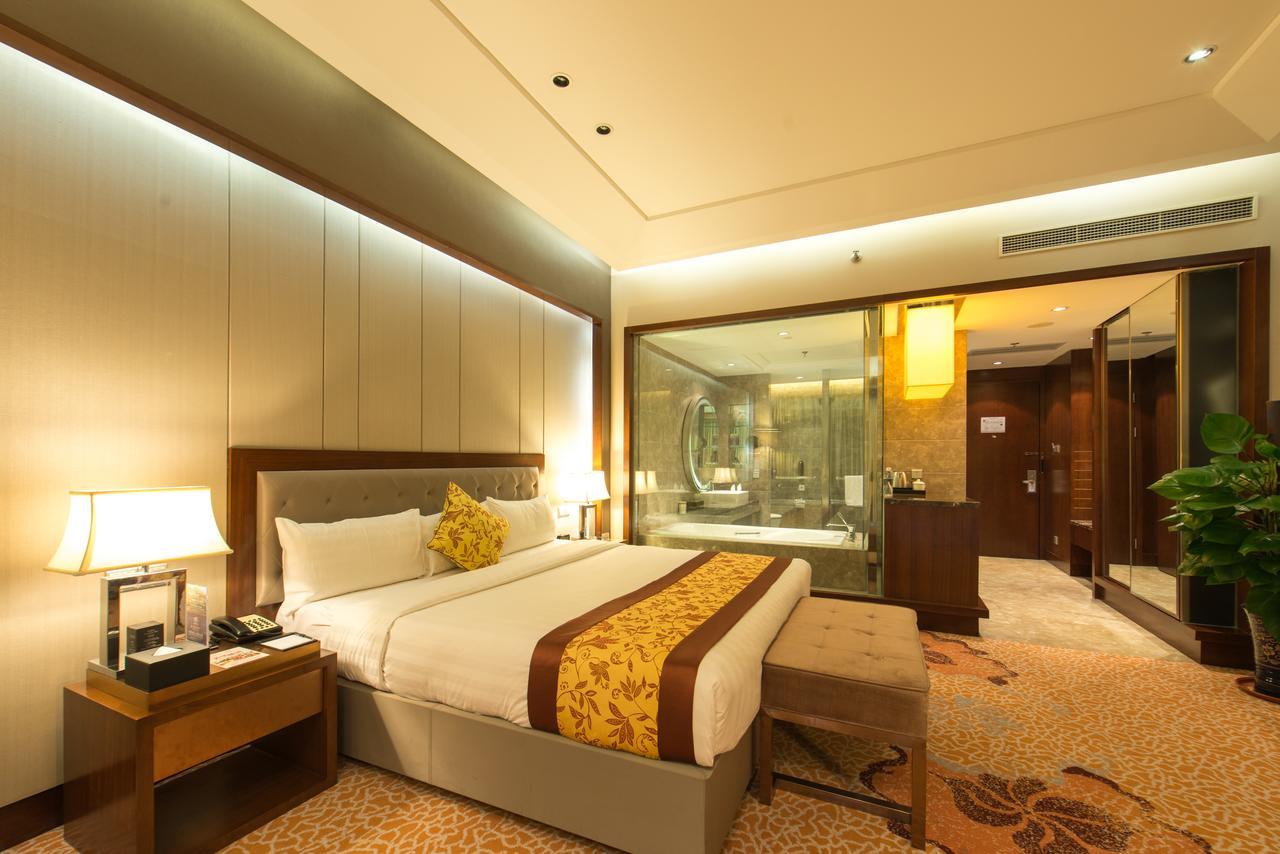 The Longemont Shenyang Otel Dış mekan fotoğraf